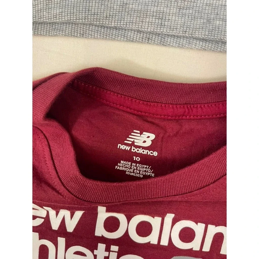 New Balance Kids 3 Piece Set Hoodie Joggers T-Shirt‎ Grey Maroon Size 10